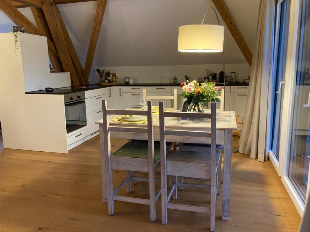 Ferienwohnung Burg Муртен Экстерьер фото